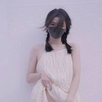 尼娜·凯莉 