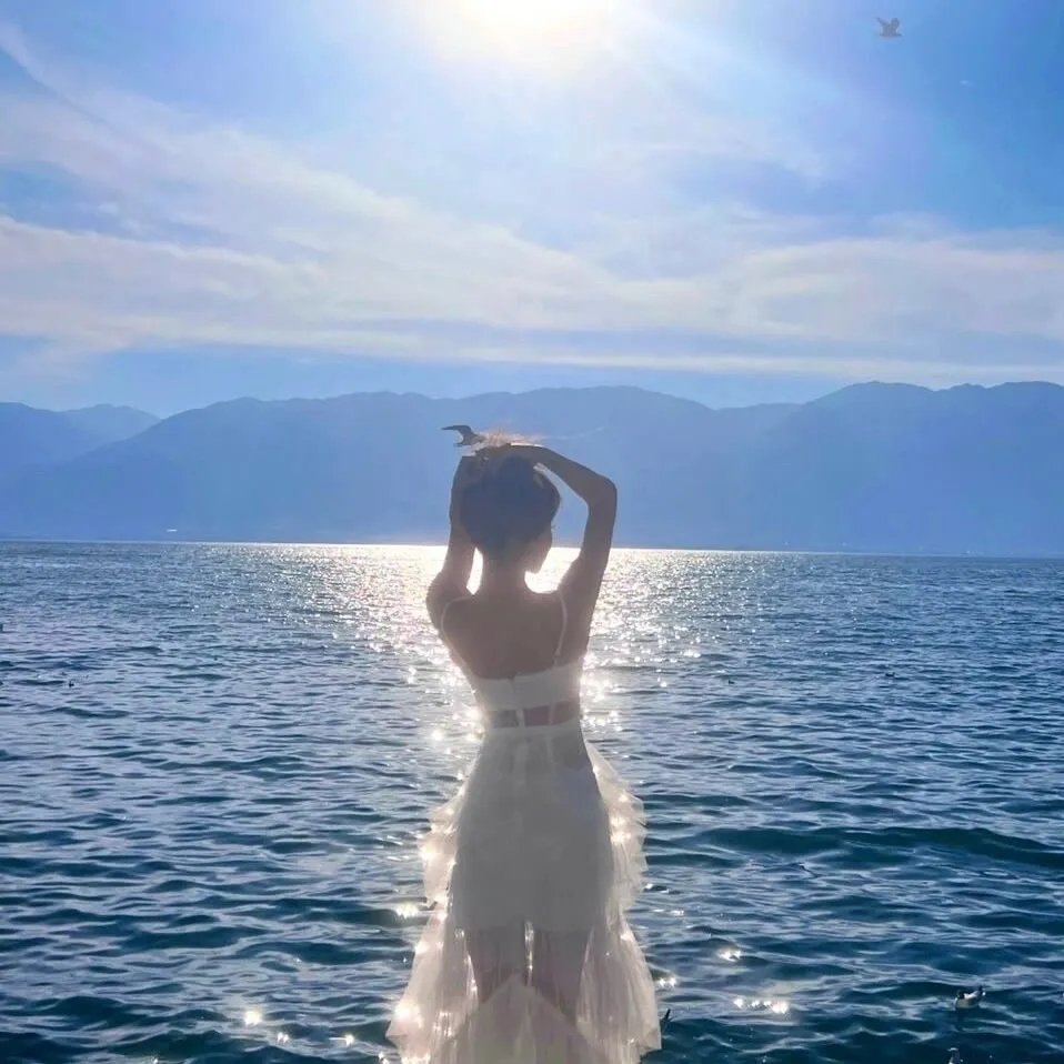 万物生灵海报